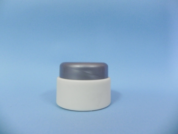 25 ml cream jar with plug or liner